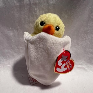 TY Basket Beanies EGGBERT the Chick Collectible Ty Beanie Baby Vintage Toy