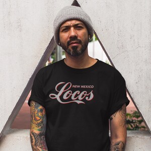 New Mexico Lobos Distressed Retro Logo T-Shirt - Charcoal Heather, Medium, Officially Licensed