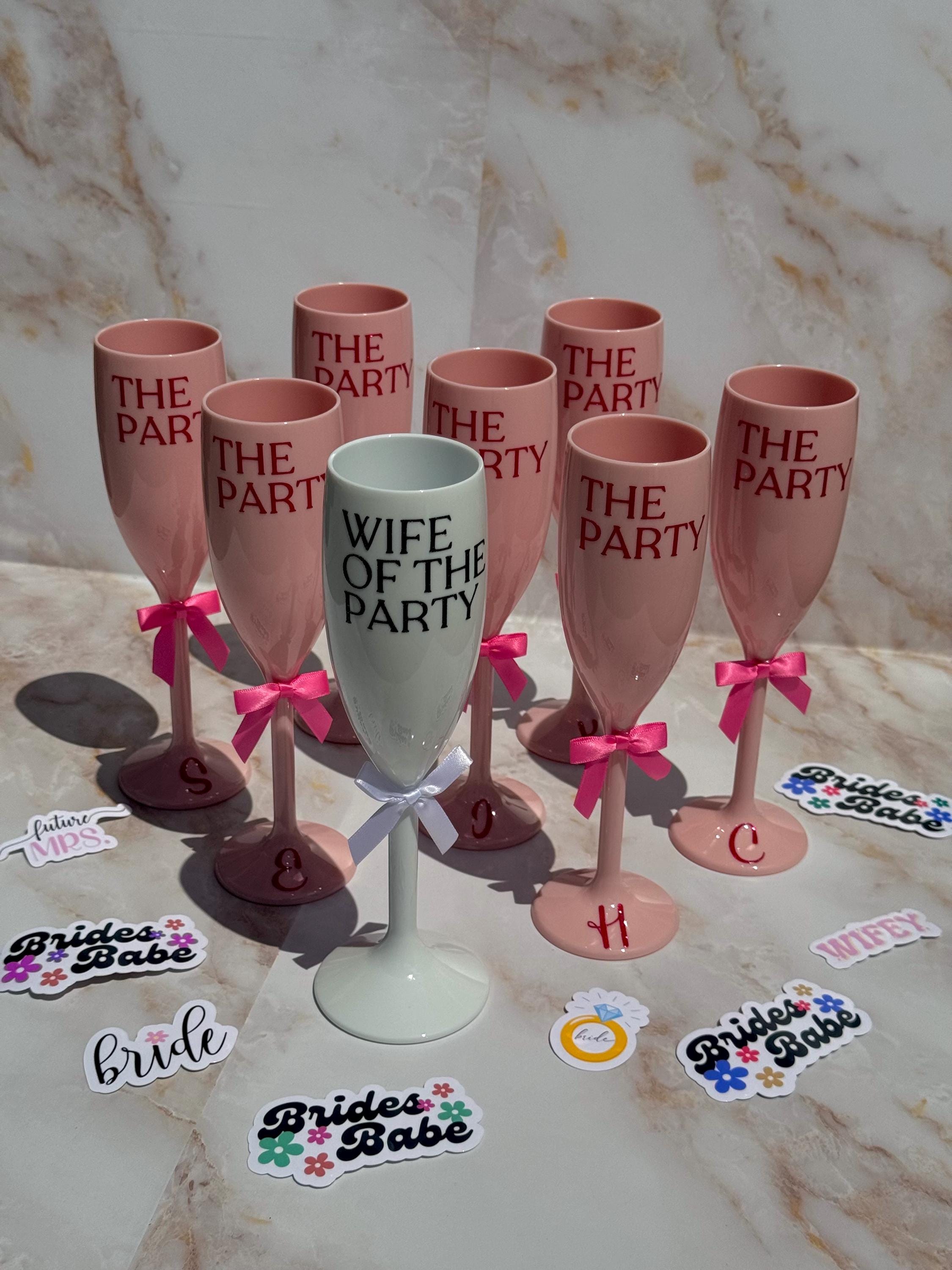 Celebrate In Style With 'The Bride' Hen Party Friendship Bracelets - Foto 7