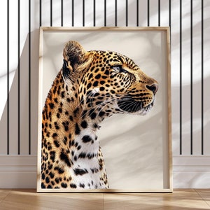 Póster de arte de pared imprimible con retrato de leopardo en color beige neutro, póster de diseñador de moda vintage, tarjeta de bar para dormitorio, dormitorio, casa y tendencia preppy