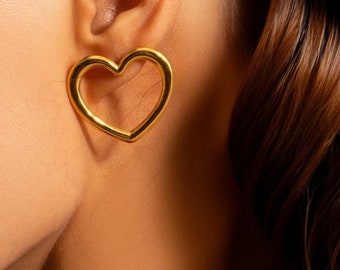 Heart Hoop Earrings, Gold Hoop Earrings, Heart Earrings, Huggie Hoops, Gold Earrings, Heart Jewellery, Gift for Her, Dainty Earrings