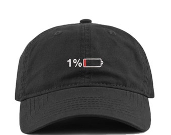1 % d'autonomie de la batterie Chapeau papa noir avec logo blanc et rouge sur la batterie du téléphone NWOT