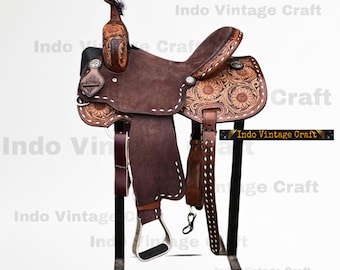 Superbe Ensemble De Selle Western En Cuir Noir Et Rose Pour Barrel Racing !