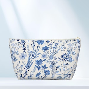 TOILE DE JOUY Accessory Pouch, French Vintage Style Makeup Bag, Cosmetic Organizer, Travel Toiletry Case, Gift for Her, Zippered Pouch Gift
