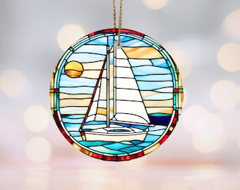 Ornamento de cerâmica com motivo de vitral de veleiro, decoração náutica, decoração de Natal costeira, presente para amantes do oceano, ornamento de feriado com tema de praia