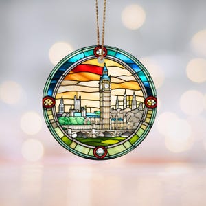 London Cityscape Stained-Glass Motif Ceramic Ornament UK Decor, British Christmas Decoration, Travel Lover Gift, Iconic London Holiday