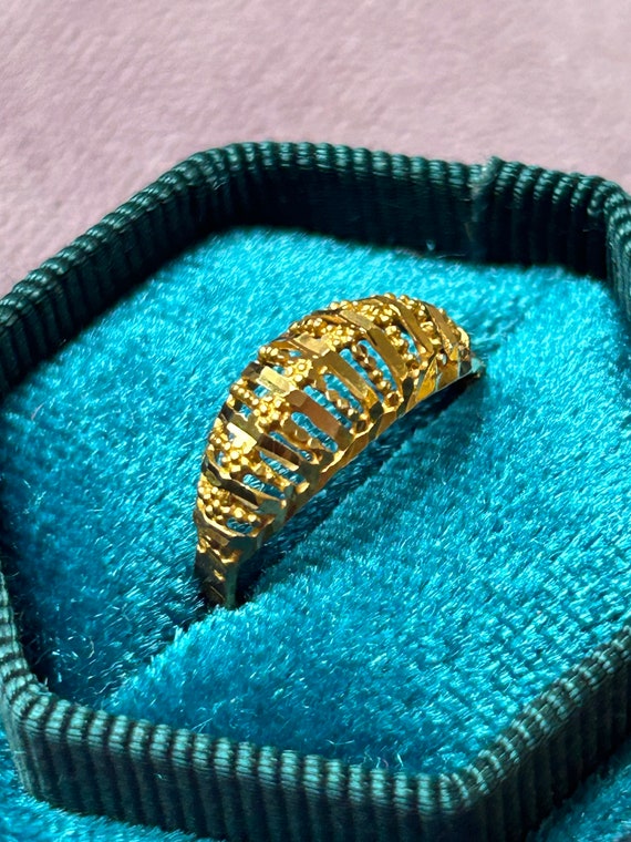 21k 916 Vintage Solid Yellow Gold Dome Indian milg