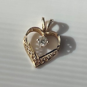 14k Solid Yellow Gold Vintage Heart Filigree cz pendant open work Fine Quality Jewelry Estate Valentine Birthday Mother’s Anniversary Gift