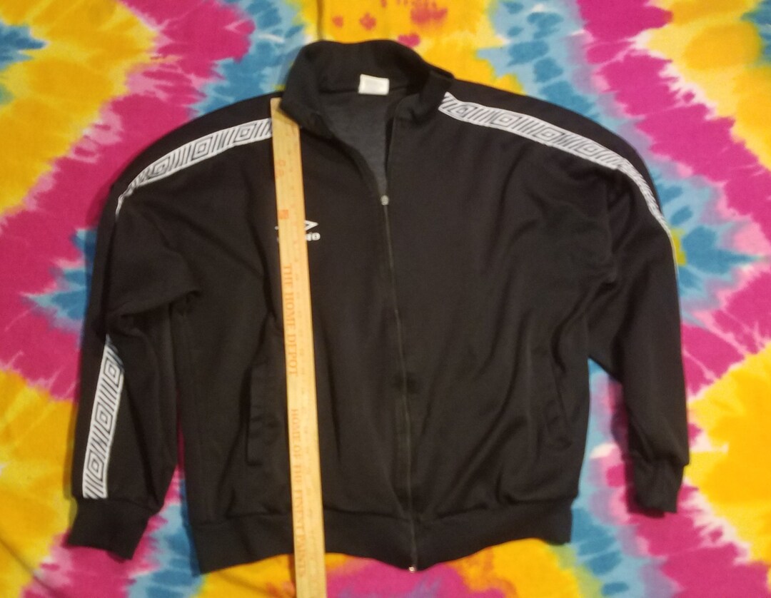 Vintage 90'S Umbro Blue Tag Jersey Track Jacket, Men's XL unclear navy blue type Vintage Second Hand