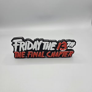 Estante de exhibición coleccionable de película de terror clásica con logotipo impreso en 3D de &quot;El capítulo final&quot; de Viernes 13