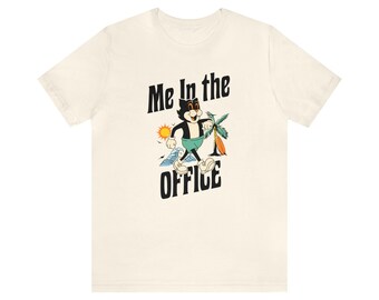 Me in The Office T-shirt per amico per lavoro Bestie per collega Tshirt Office Worker Gift I Just Work Here T-shirt per fotografo Camicia