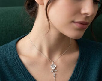 Sterling Silver Personalized Long-Stem Rose Necklace – Custom Name Script Pendant – Gift for Her"