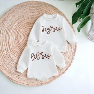 Matching Sisters Outfit,Lil Sis Romper,Big Sis Sweatshirt,Outfits for Sisters,Cute Sisters Matching Outfits,new Baby Girl Gift,Siblings Sets