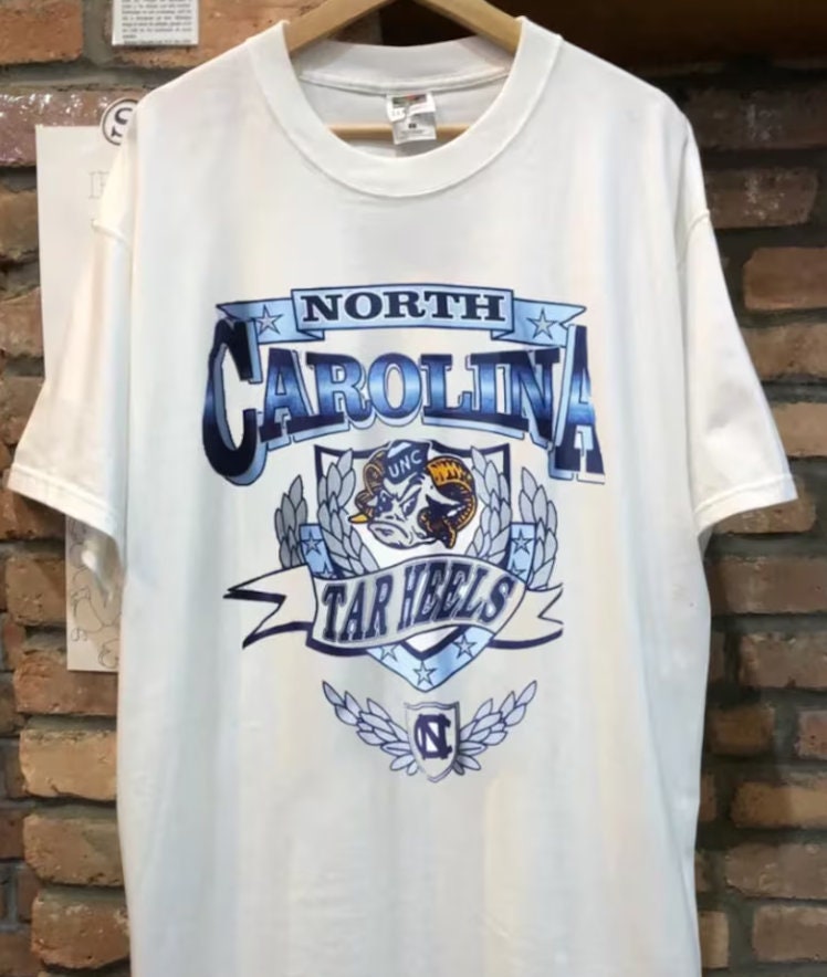 Vintage Nike Team North Carolina Tar Heels Sleeveless Shirt - Men's Si –  Threaded Social Club