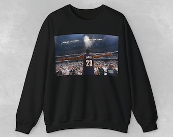 Vintage LeBron James Graphic Sweatshirt: Cleveland Cavaliers NBA Hoodie