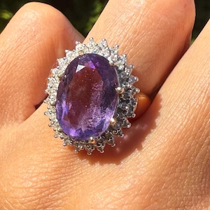 Vintage 10K Yellow Gold Diamond And Amethyst Ring