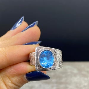 Vintage Modernist Style Artisan Sterling Silver And Topaz Ring