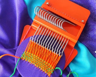 Small Loom Speedweve Type Weave Tool Fun Mending Loom Textile Tools Darning Machine Loom Makes Stitching Mending Jeans Clothes