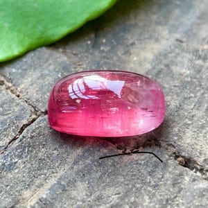 11.95 Carats - Vivid Red Rubellite Cabochon, Oval Shaped - Fine Size For Gold ring Designs - Completely Natural Afghanistan mines.