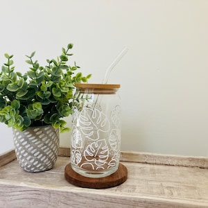 Monstera personalized Libbey glass with straw and lid, Libbey glass can, Libbey glass, Libbey glass with Monstera leaves