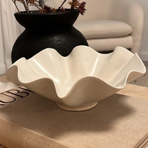 Custom Organic Ruffle Bowl - Medium