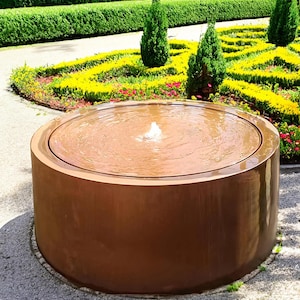 Corten Steel Circular Water Feature – Ready-to-Use Fountain with Pump | Custom Sizes + Powder Coated Colors | Modern Garden Decor