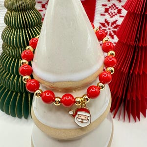 Handmade Santa Charm Bracelet – Acrylic & 14k Gold Christmas Jewelry