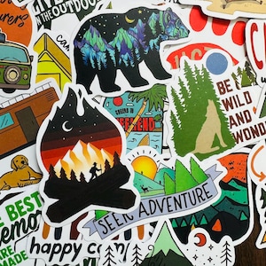 50 outdoor camping wandelen stickers pakket natuur set veel stickers voor laptop, bagage, bidon, skateboard decor toegang