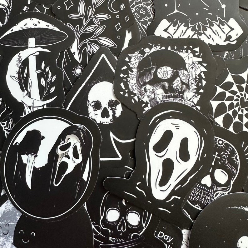 550 Stück schwarz-weiße Goth-Aufkleber 1 Aufkleber für Gepäck, Laptop, Wasserflasche, dunkler Totenkopf, Gothic-Tattoo-Aufkleber Bild 3