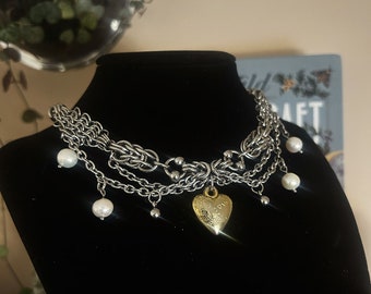 PURE OF HEART - unique one of a kind chainmaille choker featuring vintage gold heart charm