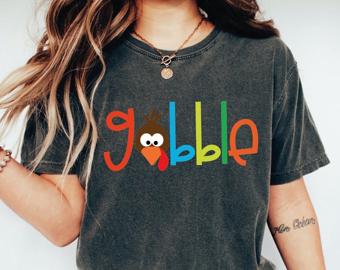 Gobble Shirt, Funny Cute Turkey Face, Cute shirt, Turkey Shirt, Family Thanksgiving Tee, Thanksgiving Shirts For Women, Mom Thanksgiving Tee