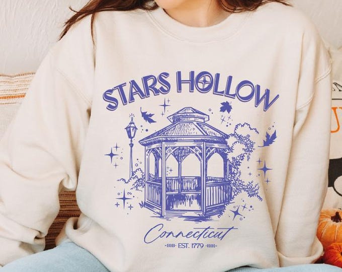Stars Hollow Sweatshirt, Retro Connecticut 1779 Sweater, Vintage Style Stars Hollow Hoodie, Lukes Dinner Sweater, Autumn Festival Sweatshirt