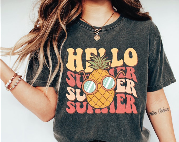 Retro Hello Summer Shirt, Beach Vacation Shirt, Summer Vacation, Cool Pineaple Tee, Summer Outfit, Summer Vacation Gift, Retro Sunshine Tee