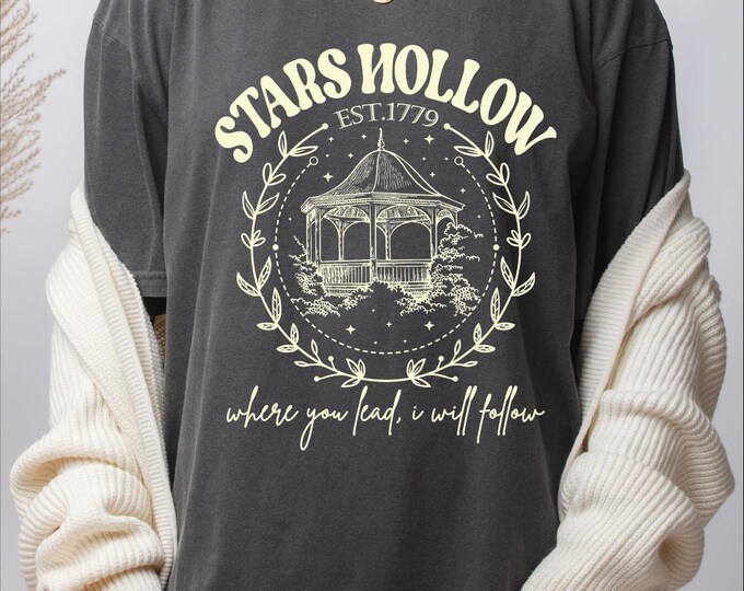 Stars Hollow Sweatshirt: Comfort Colors, Retro TV Show Fan Gift