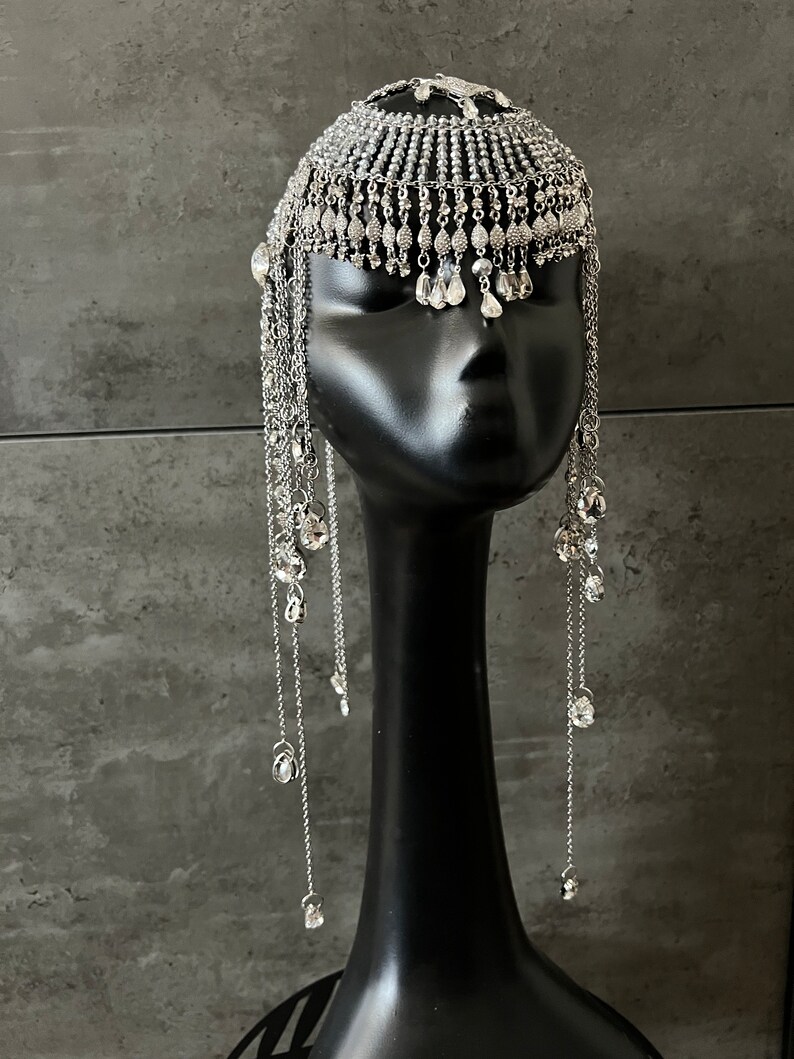 chain link headpiece