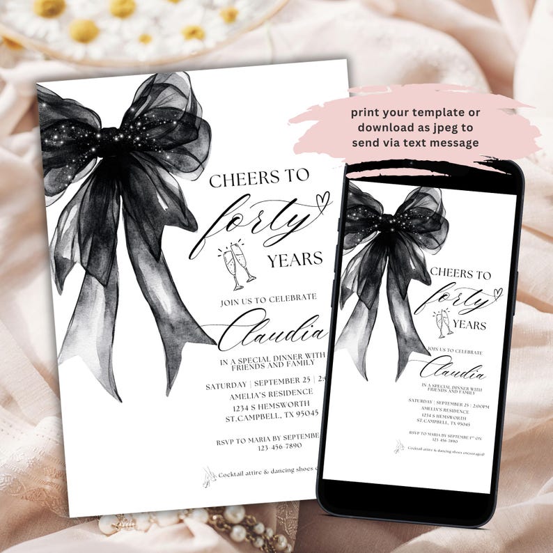 K&ouml;nnte beinhalten: Schwarze und wei&szlig;e digitale Einladung mit einer gro&szlig;en schwarzen Schleife und dem Text "Cheers to forty years" und "Join us to celebrate Claudia".