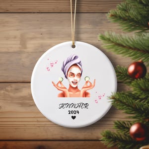 Personalized Esthetician  Beauty Salon staff Occupation Custom Ornament, Esthetician Ornaments gift for Christmas