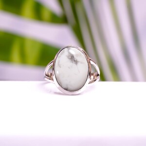 Natural Howlite Ring, Oval Shape Ring, 925 Sterling Silver Ring, Statement Ring, Gift For Women, White Stone Ring, Rings For Wife, Husband,