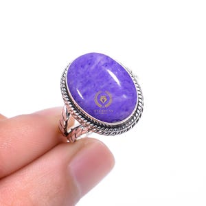 Bague faite main avec pierres précieuses de charoïte : argent sterling 925, pierre violette