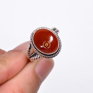 Anillo de plata esterlina con ónix rojo: piedra preciosa ovalada ajustable