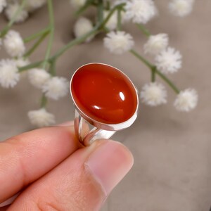 Anillo de plata esterlina con ónix rojo: piedra preciosa ovalada hecha a mano