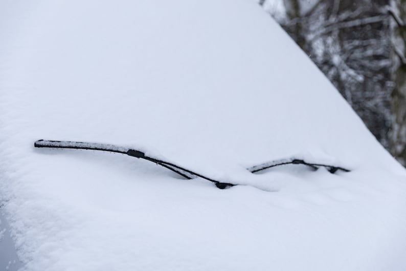 SPACER Scheibenwischer Abstandshalter / Weniger Verschleiß im Sommer/Winter am Wohnmobil Scheibenwischerschoner Bild 4