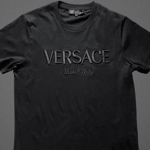 Schwarzes Versace Vintage Herren T-shirt In S Größe.