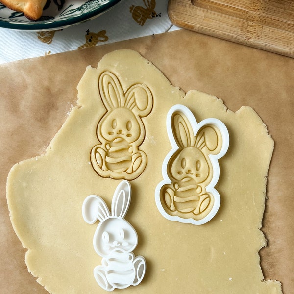 Easter bunny with egg cookie cutter - Emporte-pièce Lapin de Pâques avec oeuf