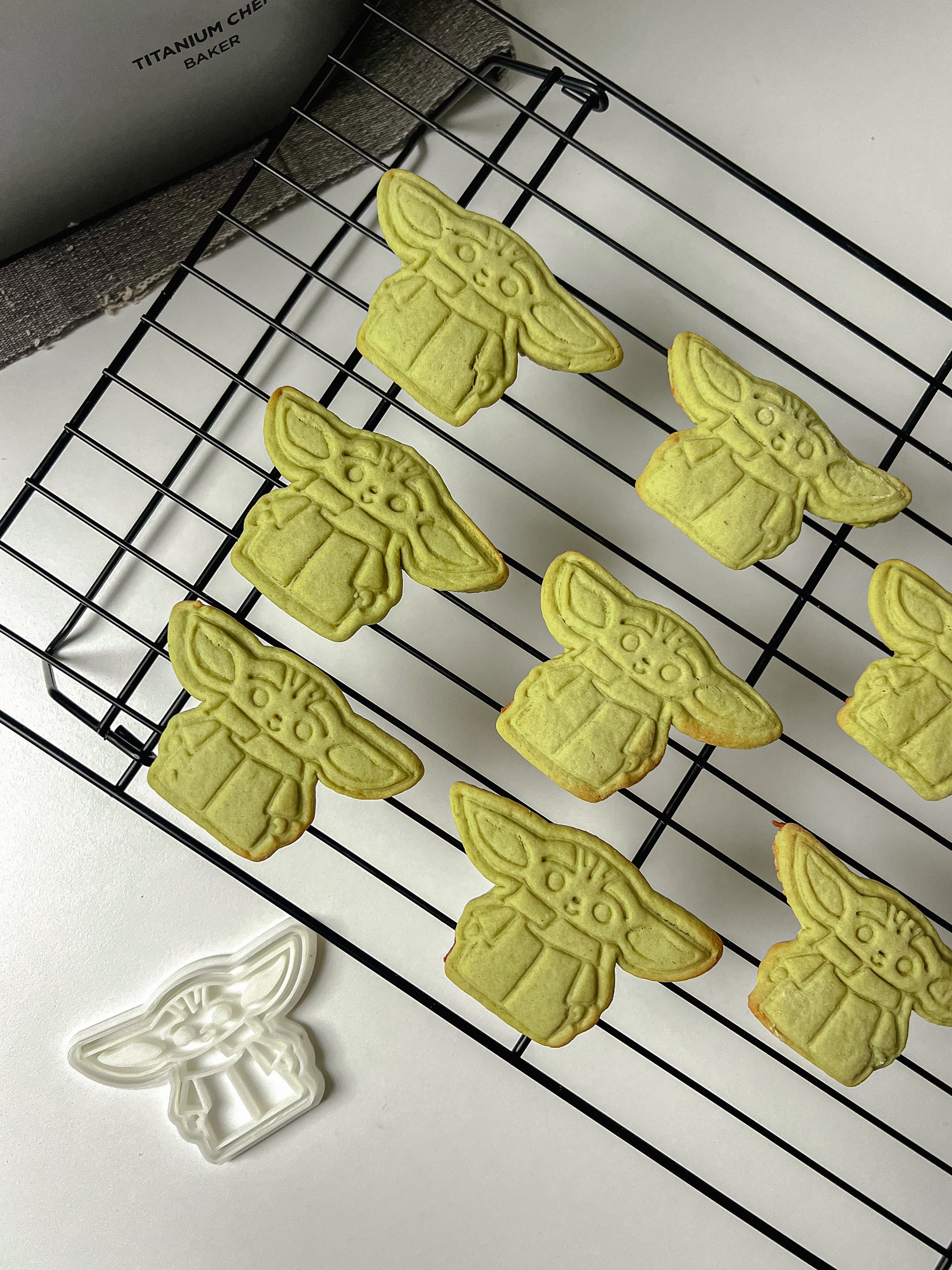 Green Alien Cookie Cutter - Stars Cookie Cutter - Etsy