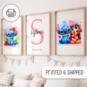 Personalisierte Lilo und Stitch Aquarell Kunst, Kinderzimmer Wand Dekor Geschenke, Benutzerdefinierte Initiale Name Print, Stitch Malerei, Wand Kunst Geschenk Poster