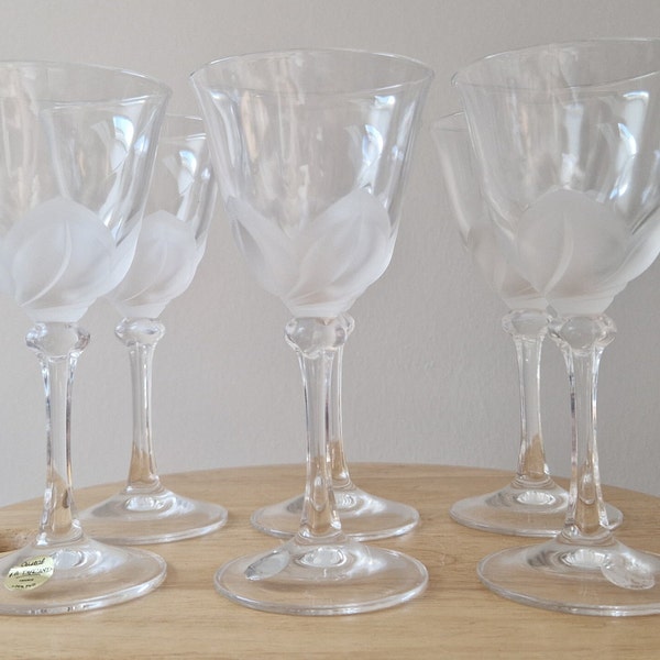 J.G. Durand Florence Wine/Water Globlet/French Crystal Wine Glass 6er Set Weingläser Mattierte Blütenblätter