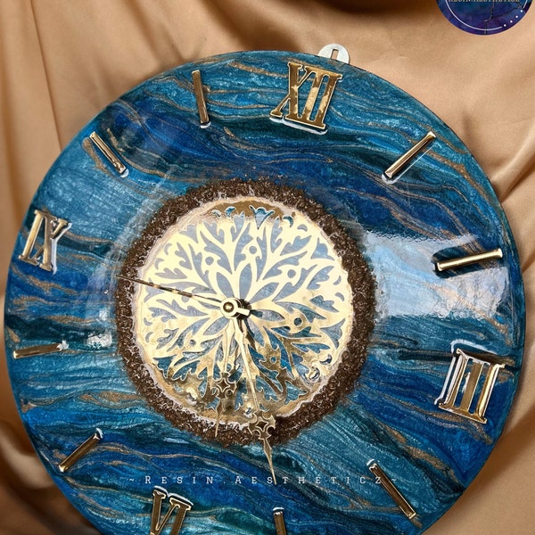 Blue Resin Art With Gold Acrylic Mirror Cutting Design Center Piece Luxury Wall Clock