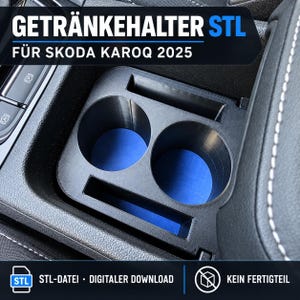 Könnte beinhalten: Ein schwarzer Getränkehalter-Einsatz für den Skoda Karoq 2025 mit zwei runden Öffnungen und zwei rechteckigen Ablagefächern sowie blauen Einlagen. Der Text GETRÄNKEHALTER STL FÜR SKODA KAROQ 2025, STL-DATEI, DIGITALER DOWNLOAD, KEIN FERTIGTEIL ist zu sehen.