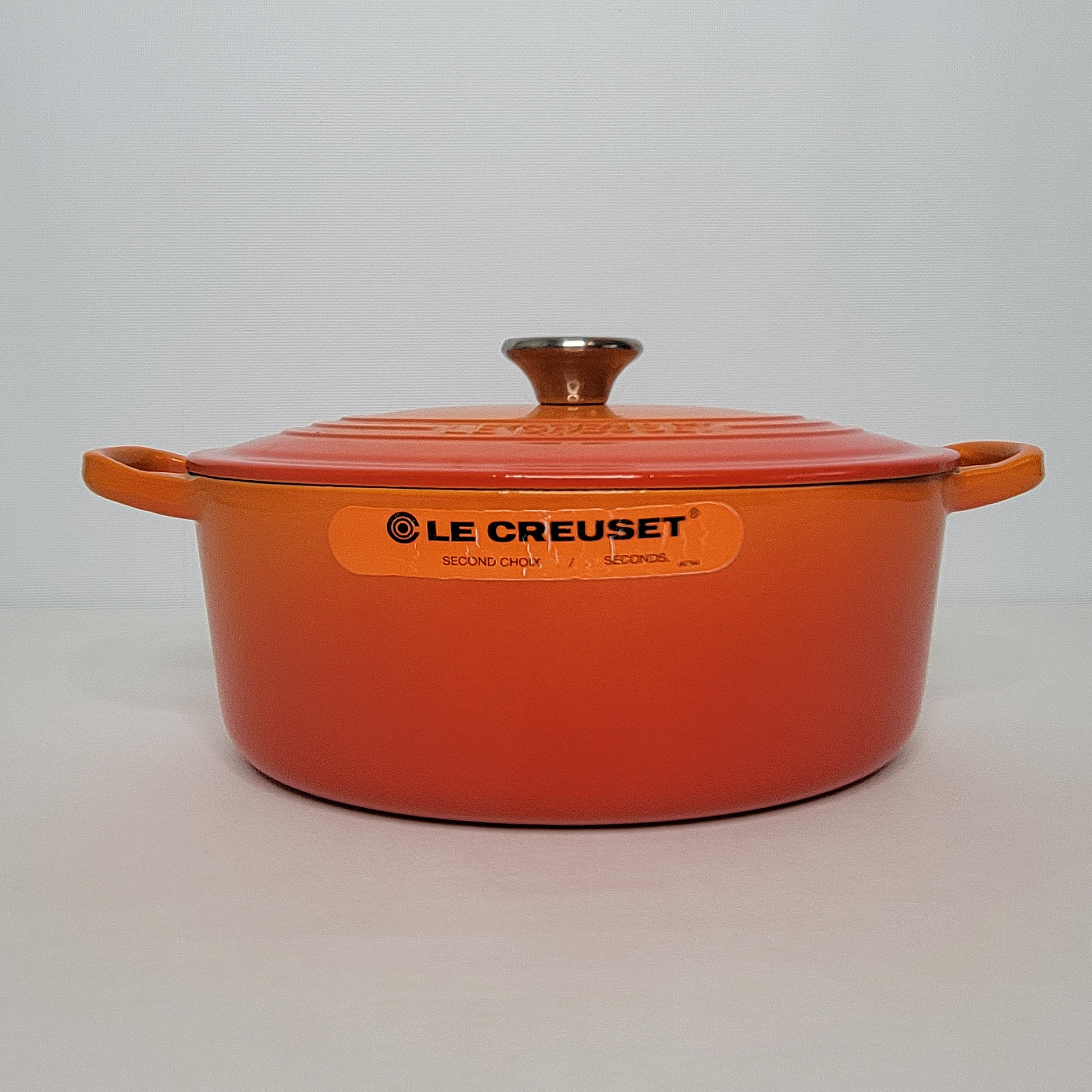 Lodge 16 Cast Iron 12 Quart Dutch Oven, Camp Oven in Excellent Condition,  Manufactured in the 1970's-1980's. 